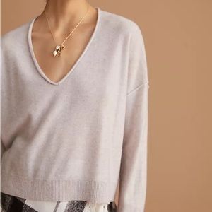 Anthropologie grey  cropped cashmere sweater. Medium